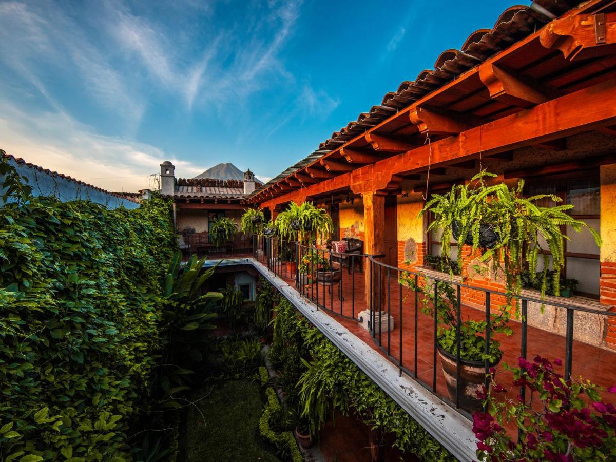 Naif Boutique Hotel Antigua Esterno foto